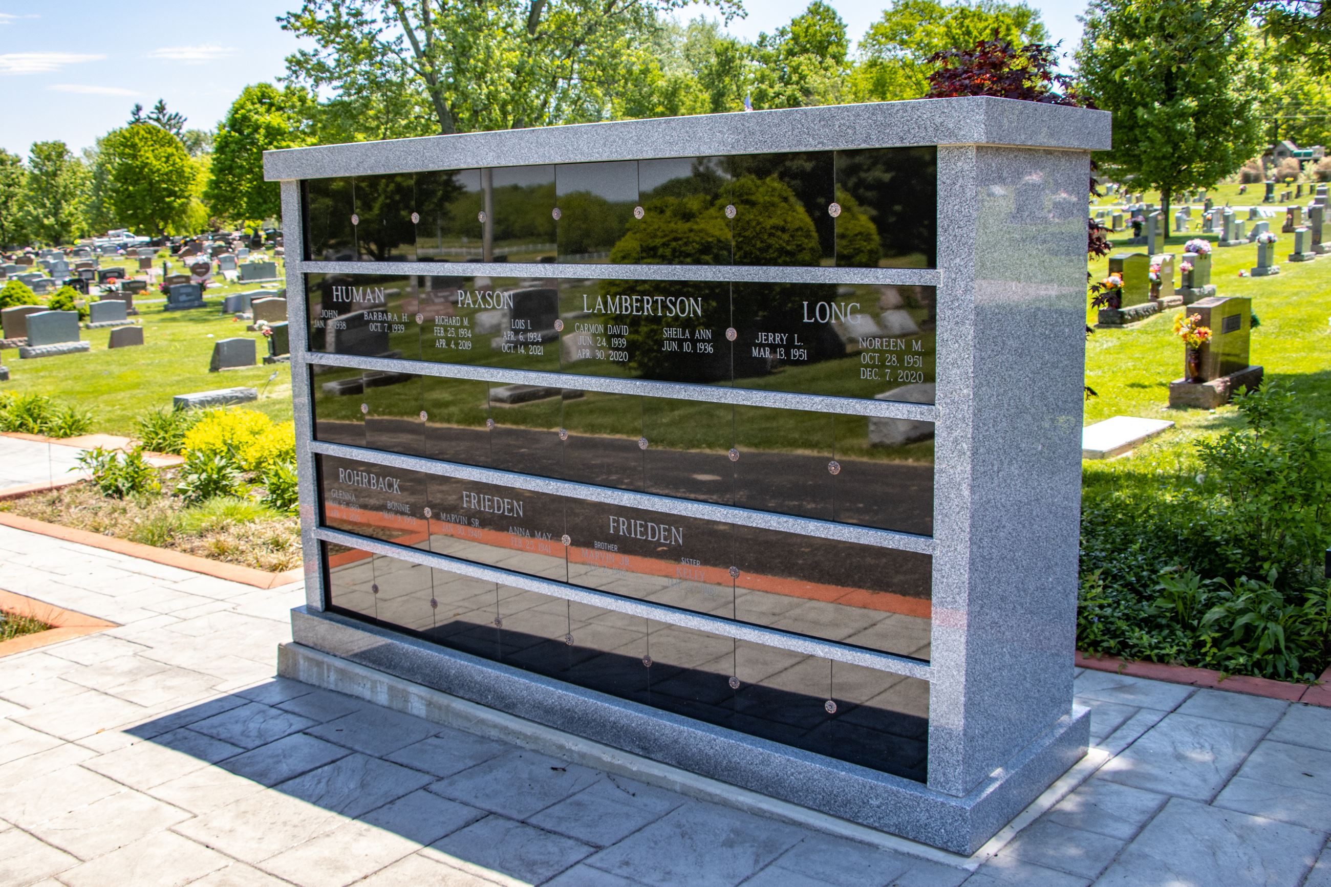 Columbarium at Mount Zion Park Cemetery